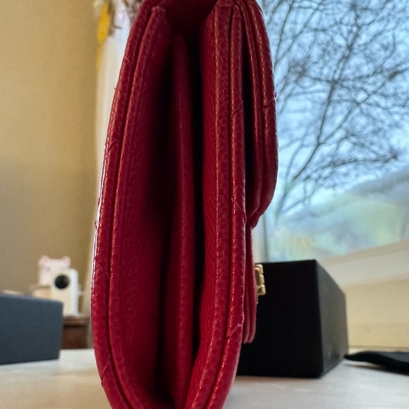 Rare Chanel card holder XL Reissue Raspberry color - Picture 6 of 15